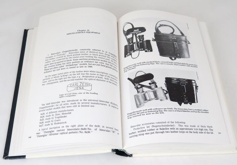 Book - Uniforms and traditions of the German army 1933 - 1945 - volume 3 — image 8