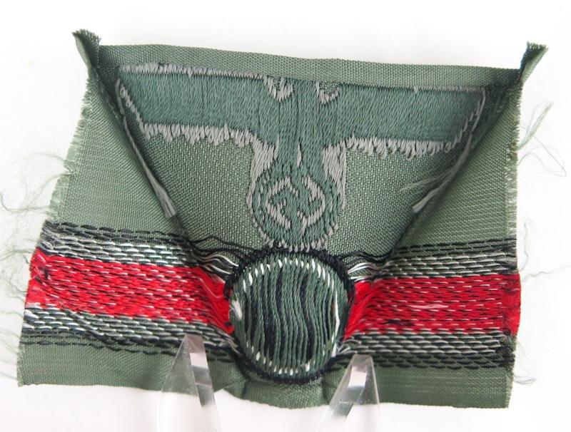 WW2 German Wehrmacht armyEM/NCO M43 cap insignia — image 3