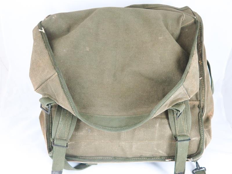 WW2 US Signal Corps BG-172 bag — image 7