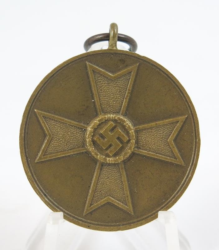 WW2 German War Merit medal with packet — image 2