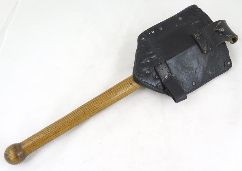 WW2 German Wehrmacht/Waffen-SS M38 folding entrenching tool with carrier — image 2
