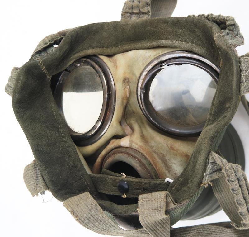 WW2 German Wehrmacht army GM30 gas mask set - named — image 4