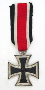 WW2 German iron cross 2nd class - early Steinhauer&Luck type