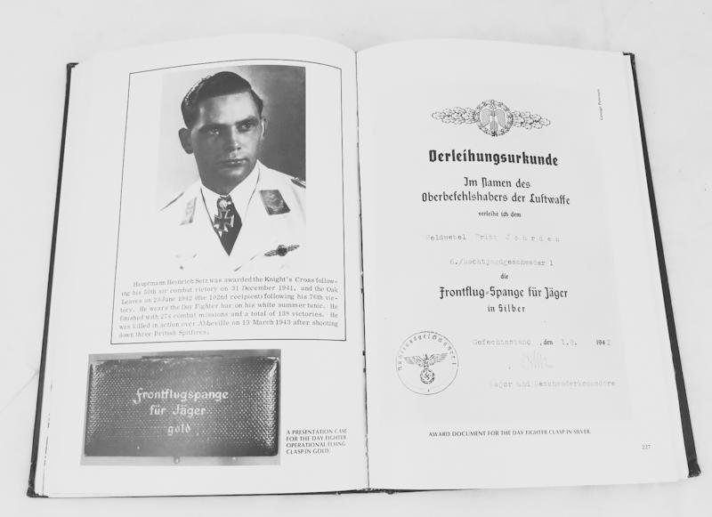 Book - Military awards of Third reich - For fuhrer and fatherland vol.1 — image 5