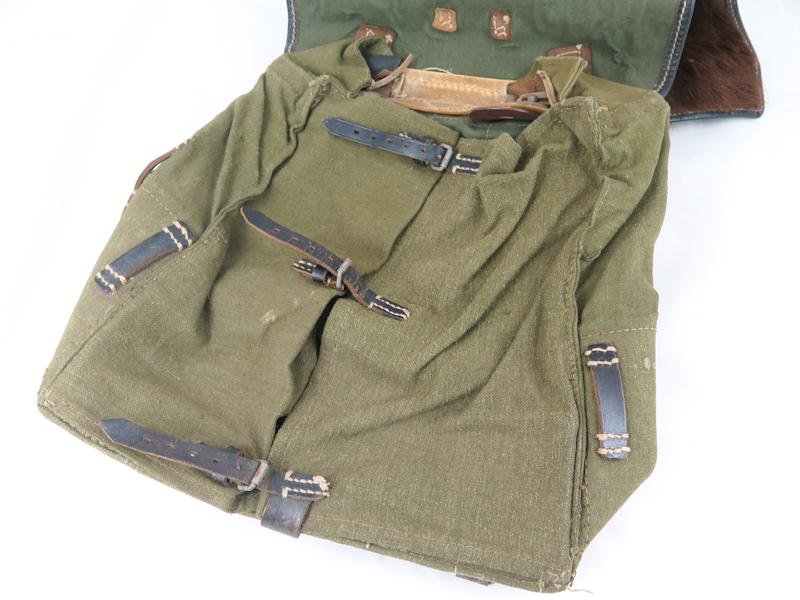 WW2 German Wehrmacht/Waffen-SS M39 tornister back bag - 1942 — image 7