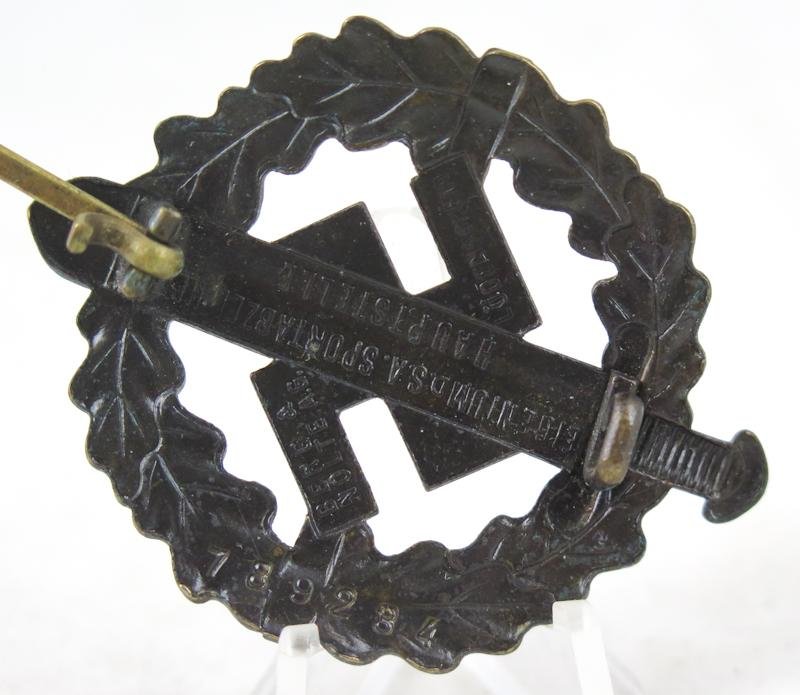 WW2 German SA sport badge bronze class - 2nd type Berg&Nolte — image 4