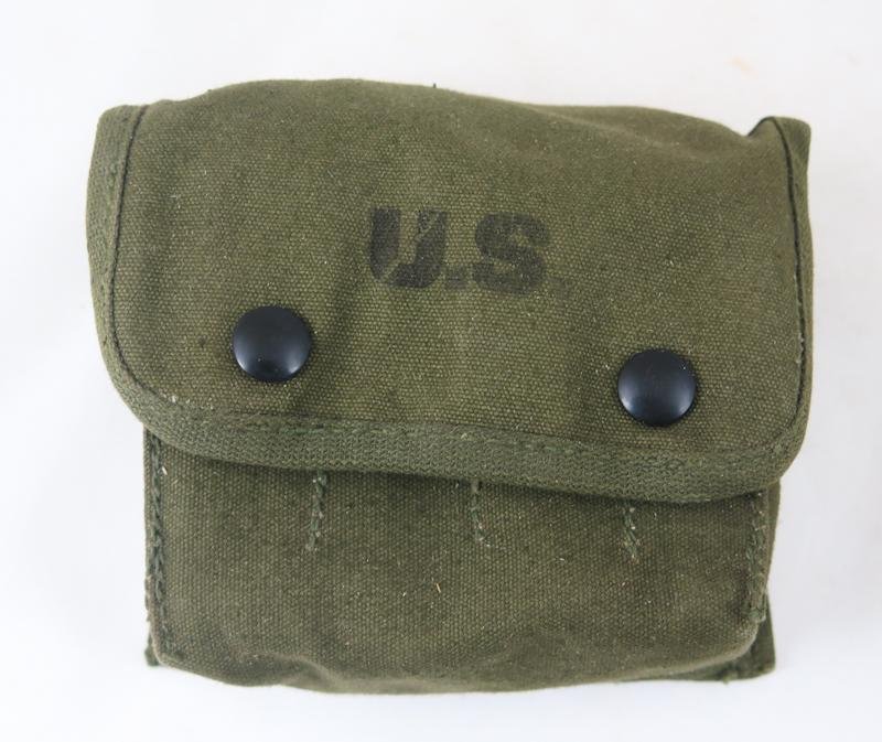 WW2 US army M2 jungle 1st aid kit - Five Filer Bros 1945 — image 4