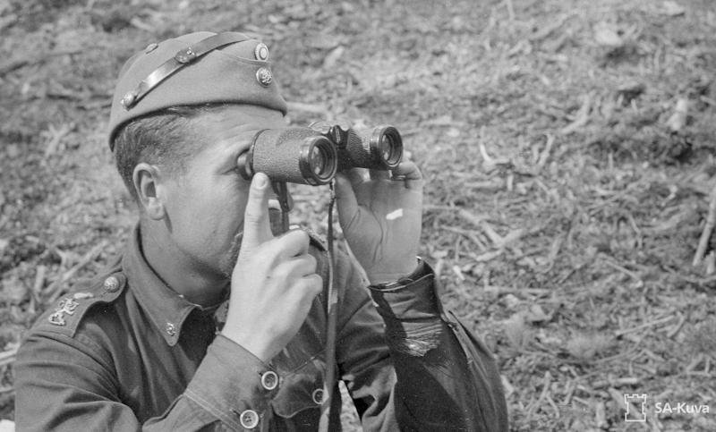 WW2 US 6x30 Bausch & Lomb binoculars — image 8