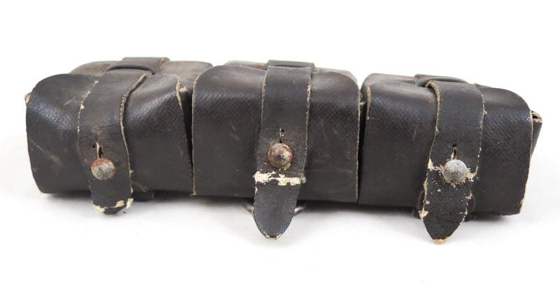 WW2 Finnish army rifle ammunition pouch economy pattern - rubber — image 5