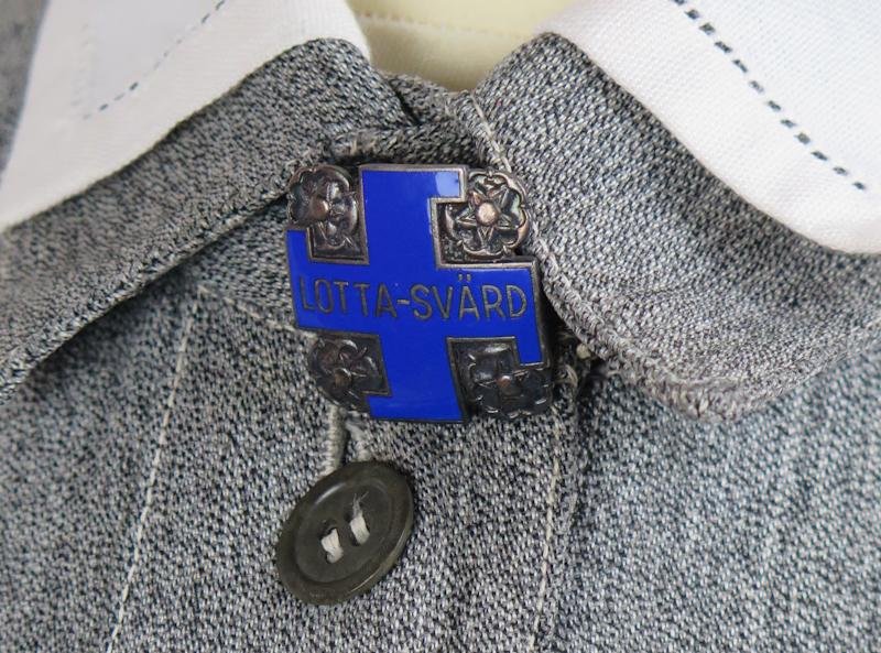 WW2 Finnish Lotta Svärd issue dress — image 5