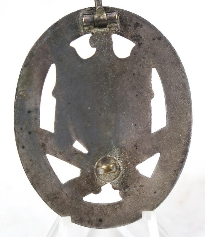 WW2 German Wehrmacht/Waffen-SS General assault badge - Wilhelm Hobacher — image 3