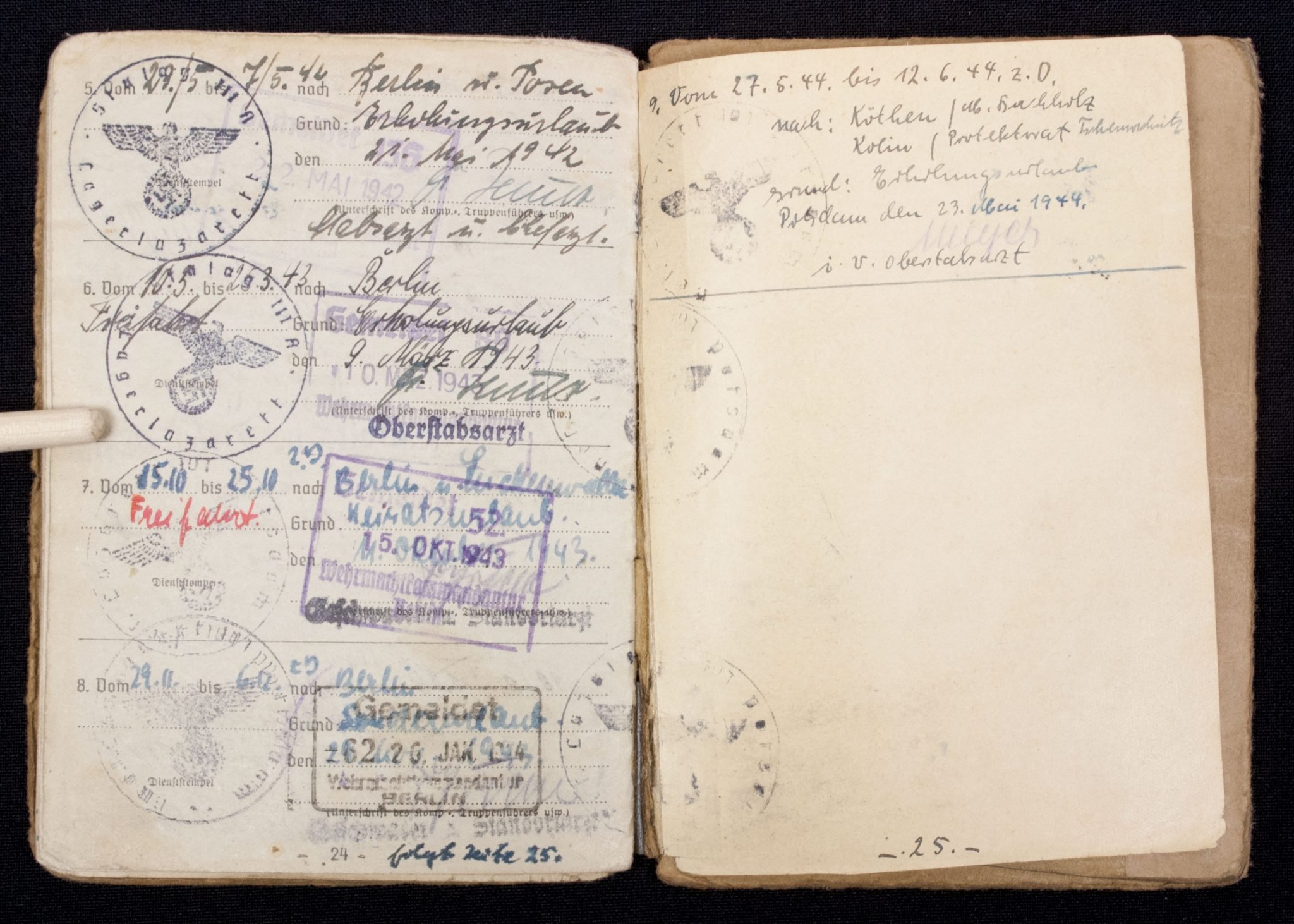 Soldbuch Sanitäts Unteroffizier 5/San. Ers. Abt.3-183-A Güben — image 21