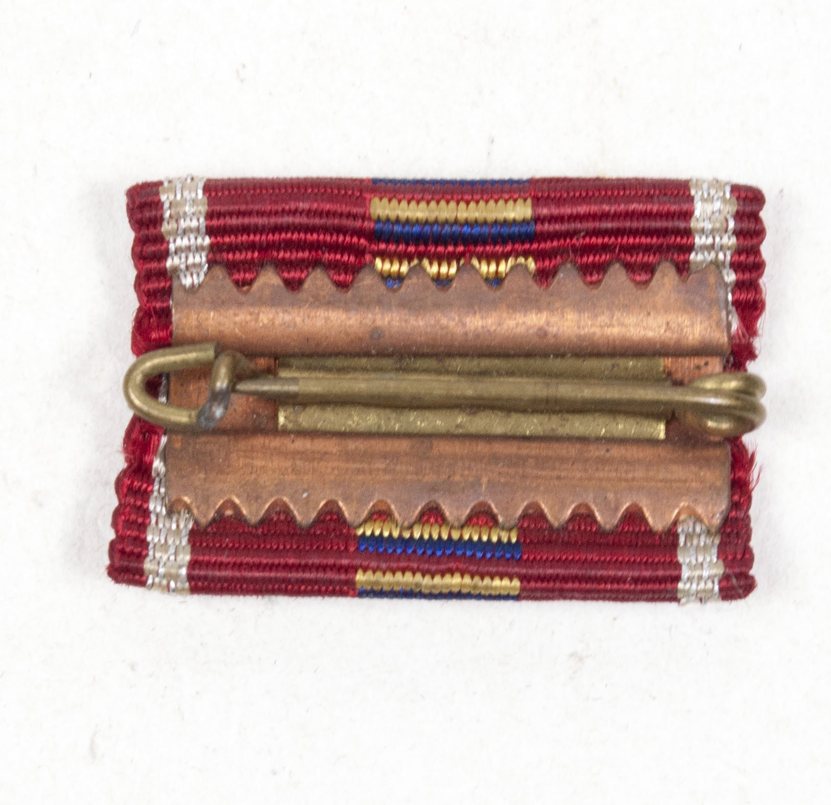 Medaille zur Erinnerung an den Kreuzzug gegen den Kommunismus single ribbon — image 2