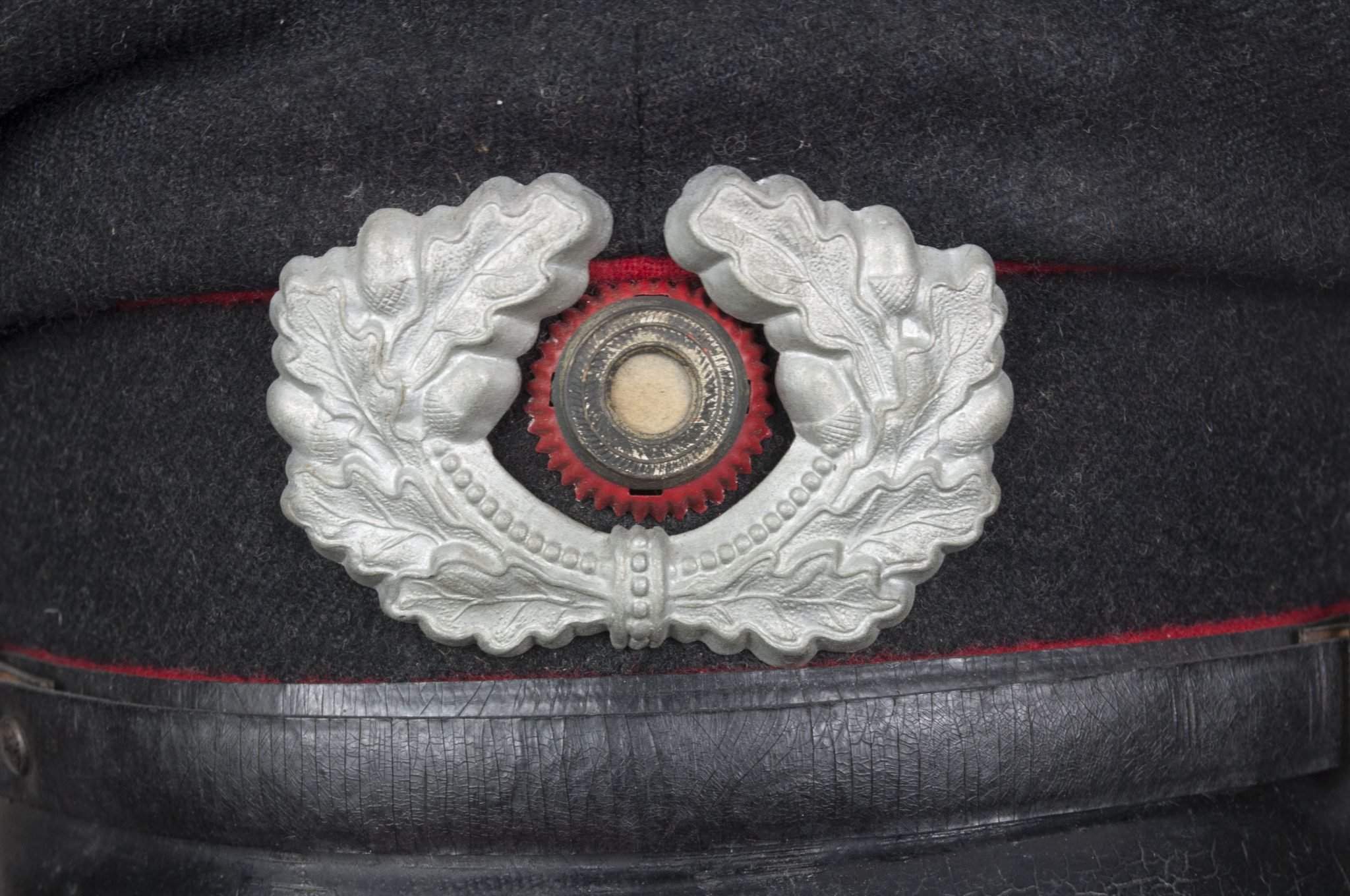 WWII Dutch 'Staatsbrandweerpolitie' / State Fire Police Department 'Holland' visor cap – Extremely rare — image 42
