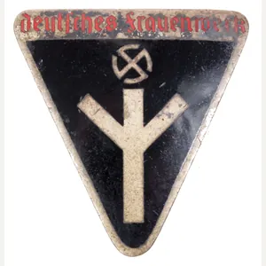 Deutsches Frauenwerk memberbadge RZM M1/102
