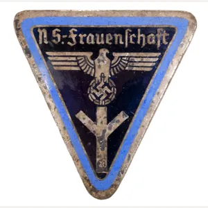 N.S.-Frauenschaft Ortsgruppe level badge RZM M1/34