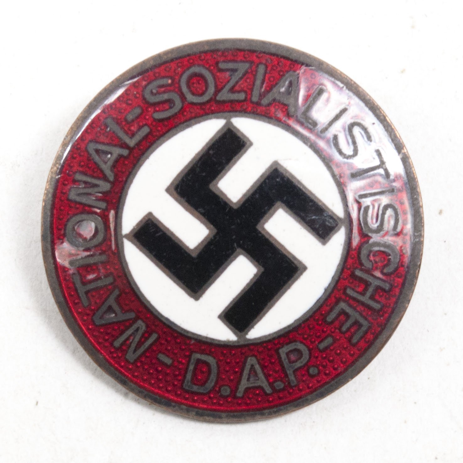 Early NSDAP memberbadge (Ges Gesch) — image 3