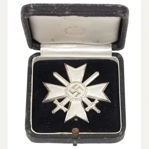 Kriegsverdienstkreuz 1e Klasse (KVK1) / War Merit Cross first Class …