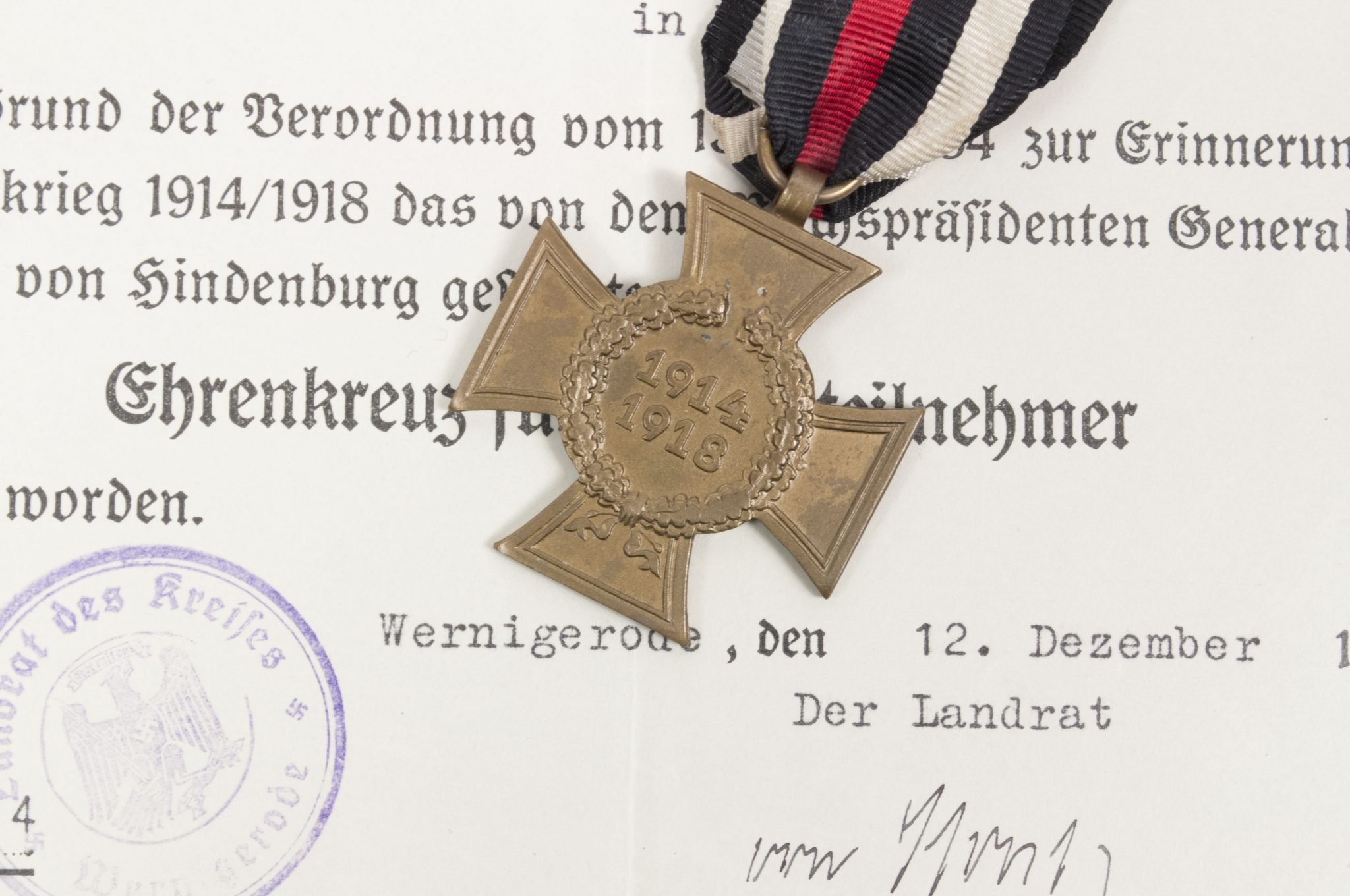 Ehrenkreuz für Kriegsteilnehmer + citation (Johanniterschwester) — image 5