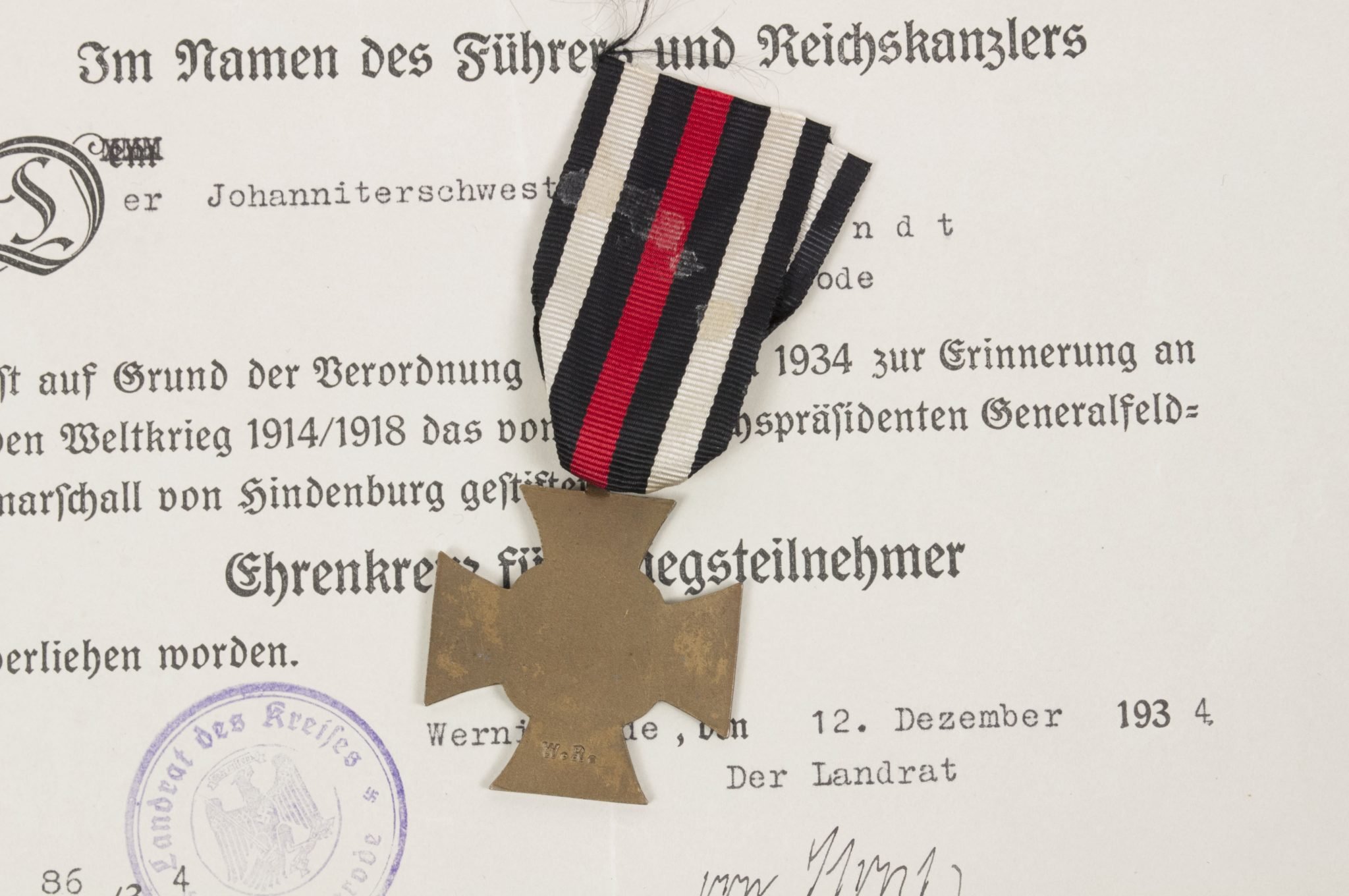 Ehrenkreuz für Kriegsteilnehmer + citation (Johanniterschwester) — image 6