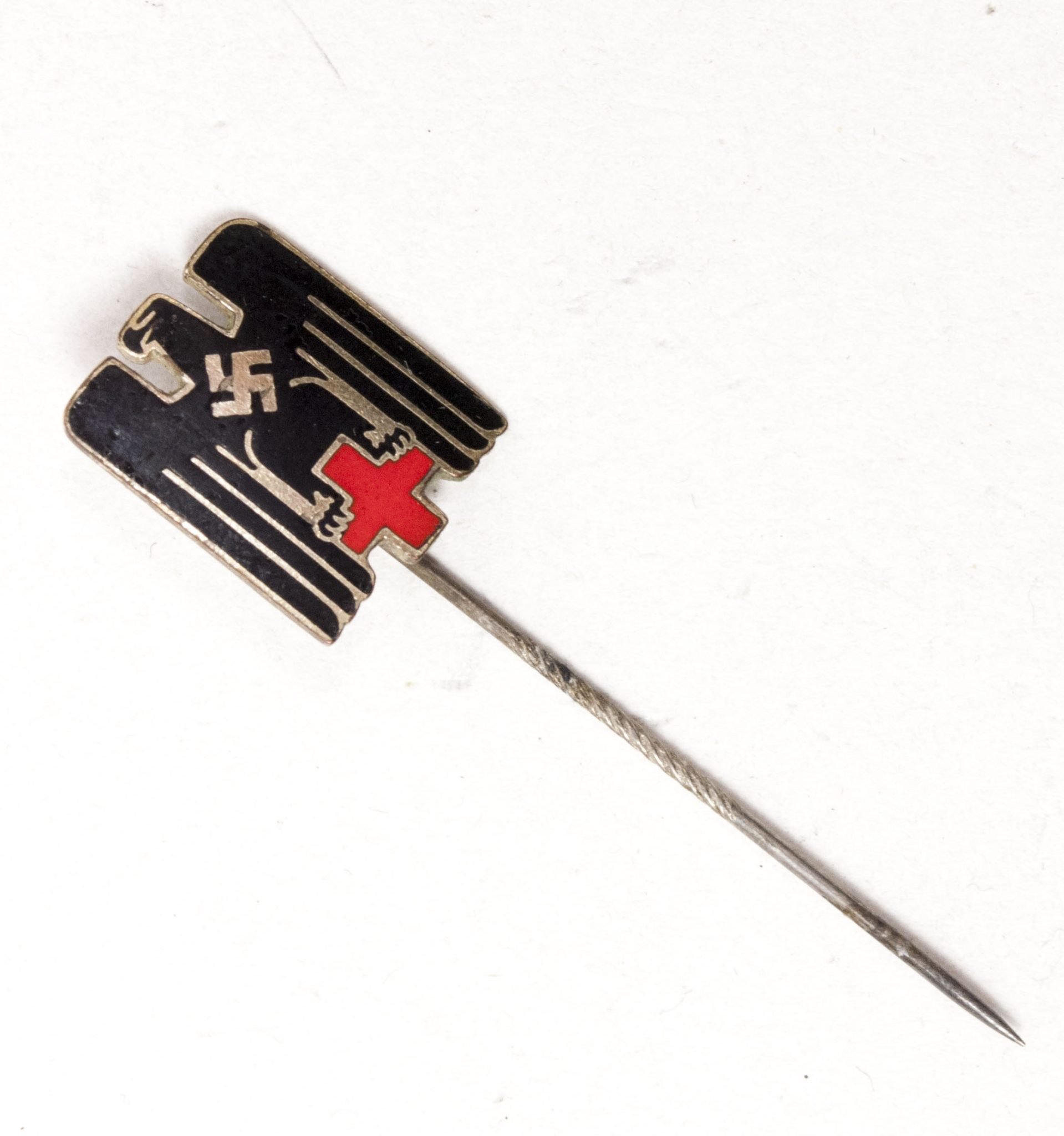 Deutsches Rotes Kreuz (DRK) member badge — image 2