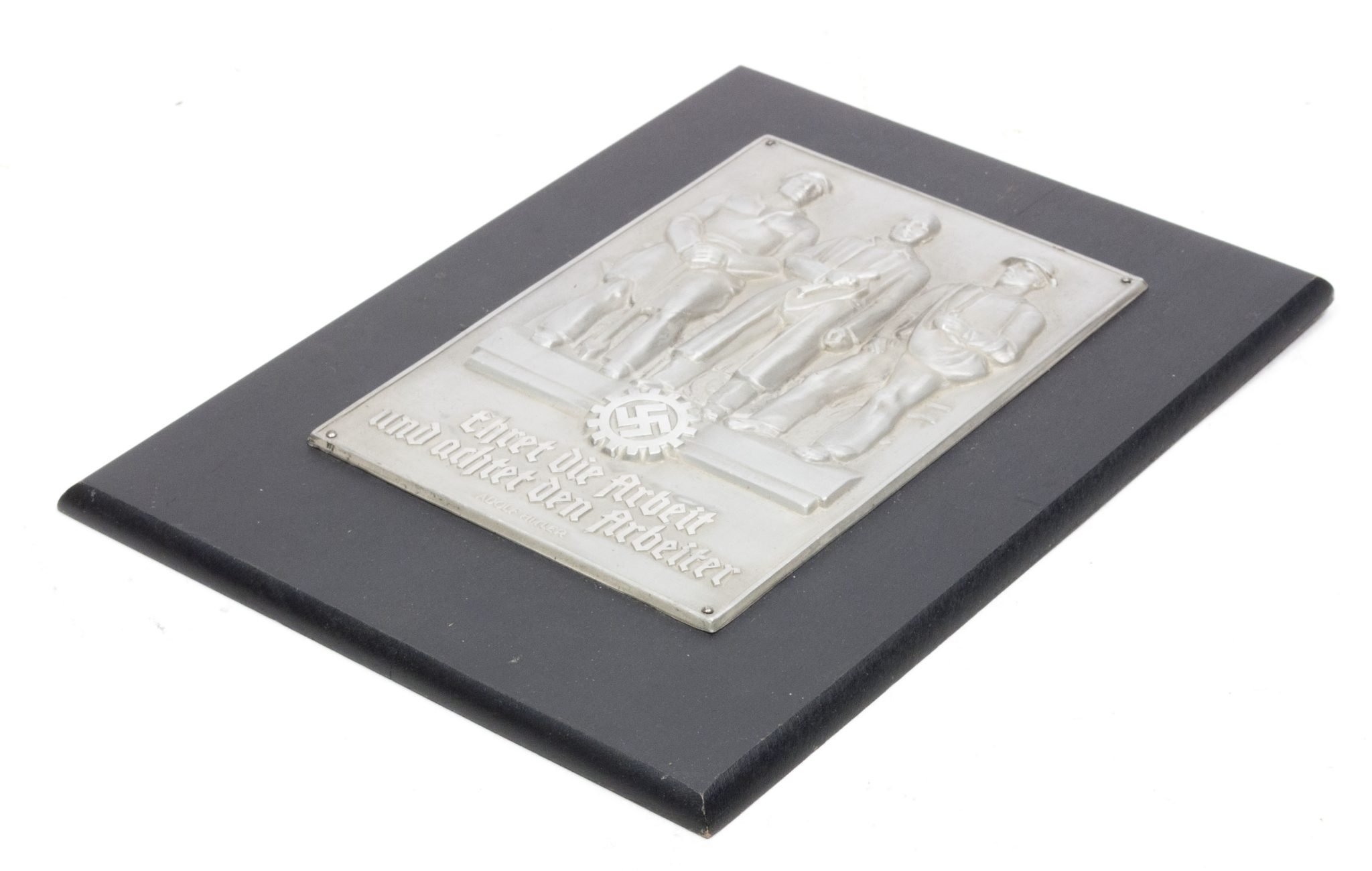 Deutsche Arbeitsfront (DAF) Plaque 'Ehret die Arbeit und achtet den Arbeiter' — image 2