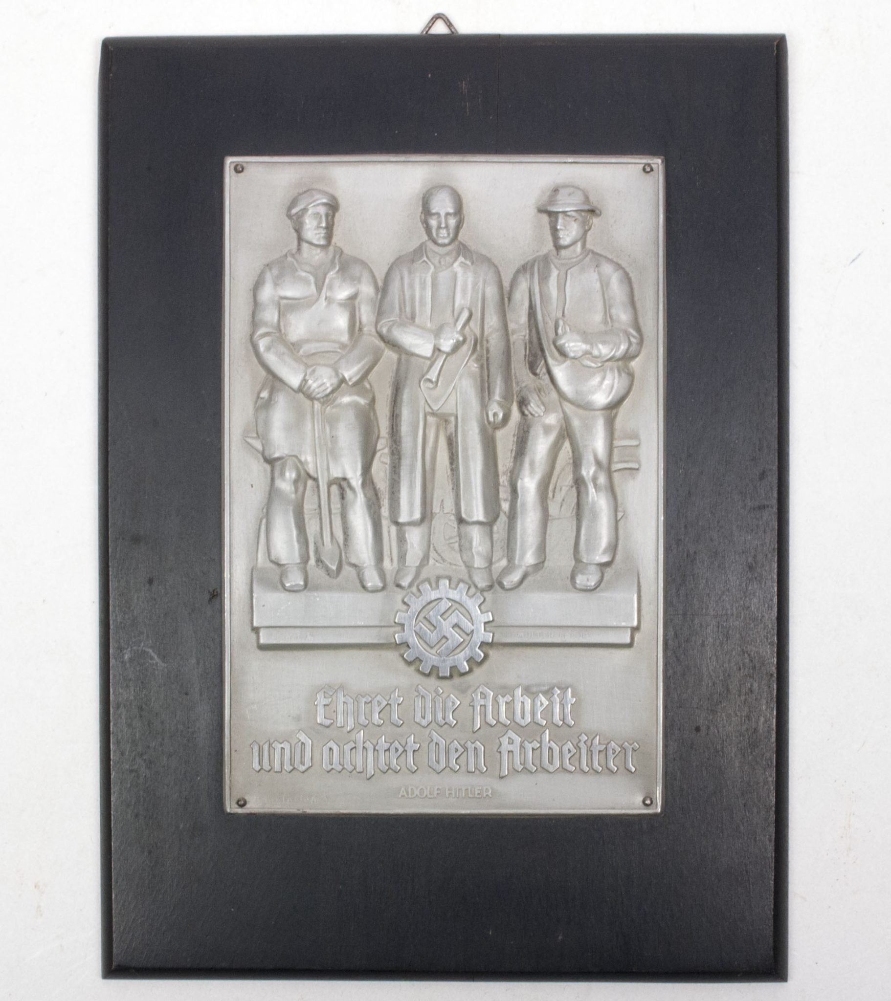 Deutsche Arbeitsfront (DAF) Plaque 'Ehret die Arbeit und achtet den Arbeiter' — image 3