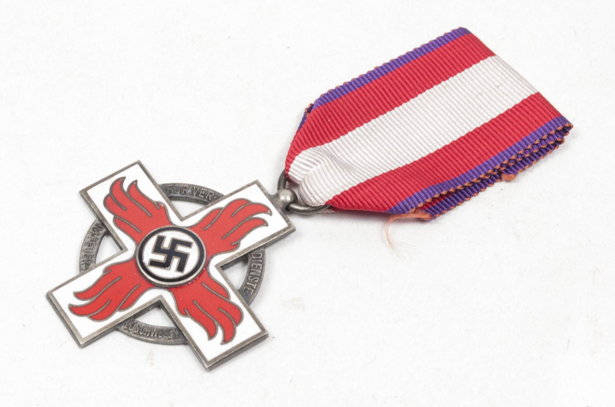 German WWII Feuerwehr Ehrenzeichen 2. Stufe — image 5