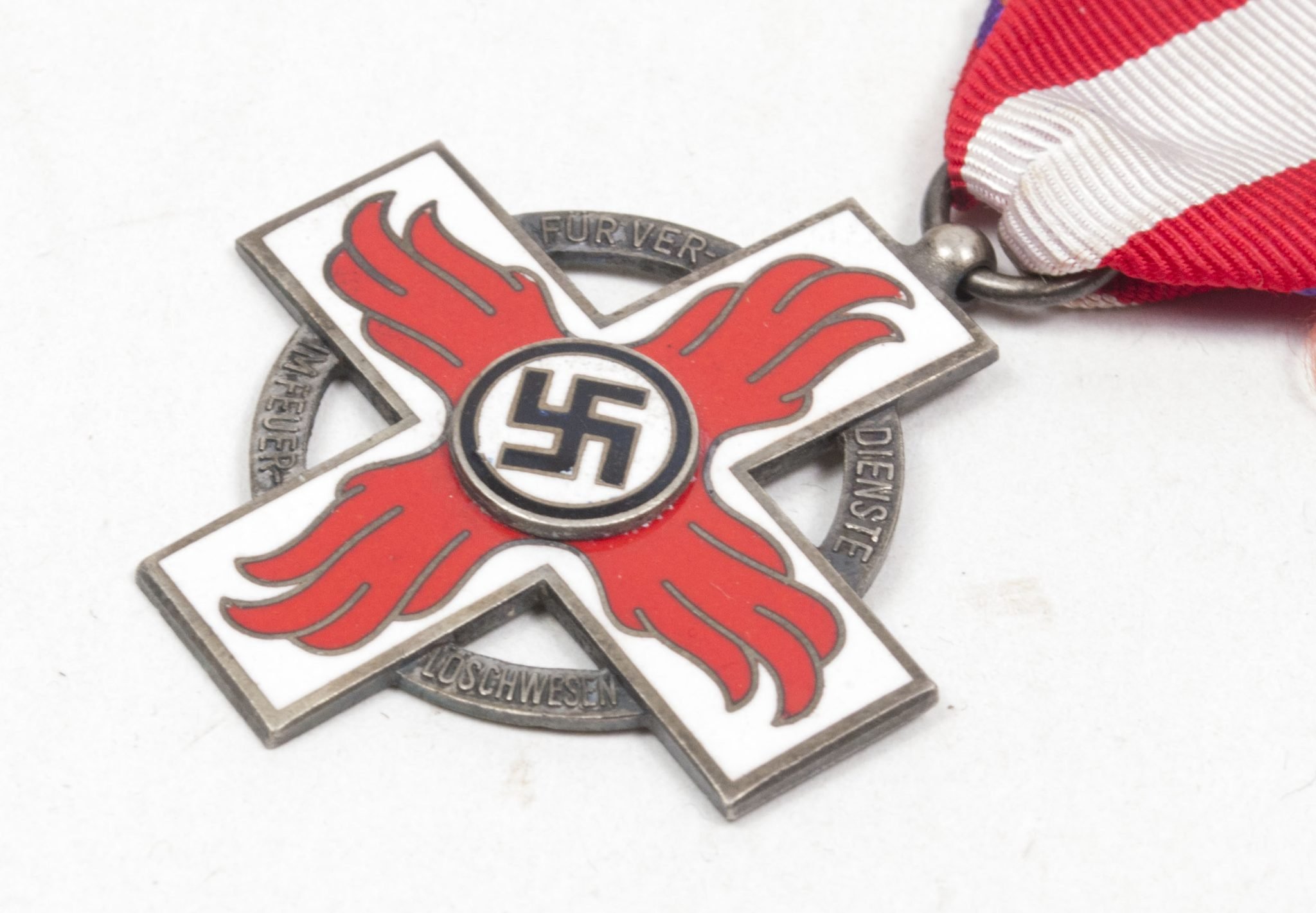German WWII Feuerwehr Ehrenzeichen 2. Stufe — image 6