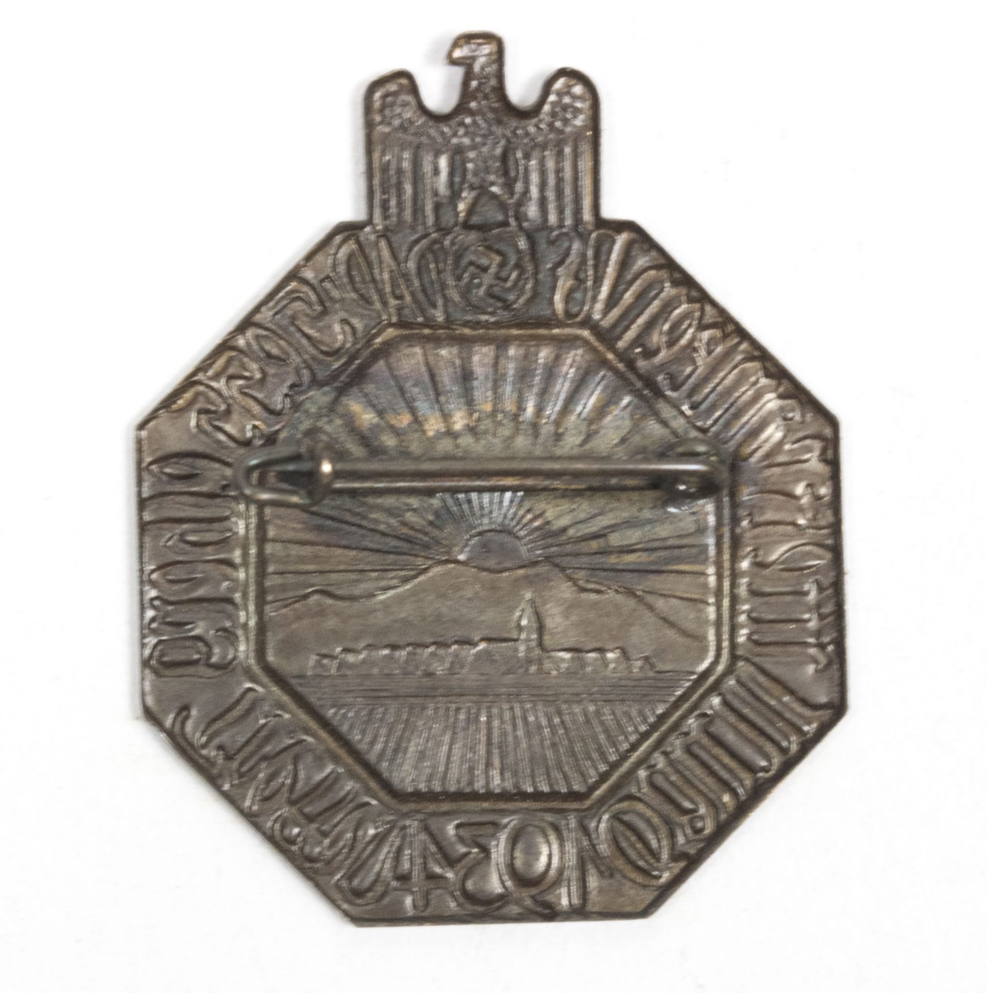 NSDAP Hesselberg Treffen Gau Mittelfranken 1934 badge — image 2