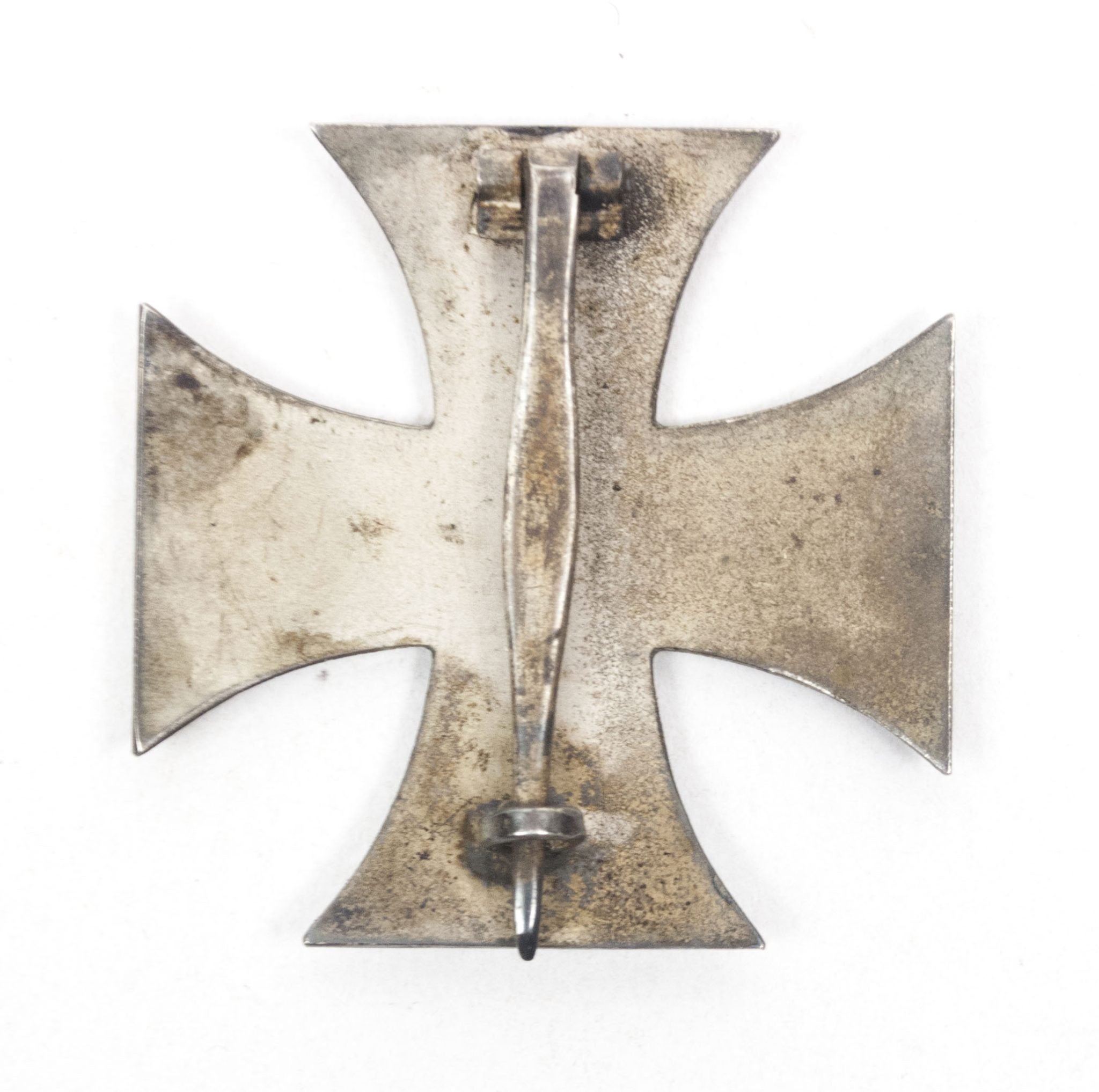 WWI Iron Cross first Class (EK21) – maker Steinhauer & Lück — image 2