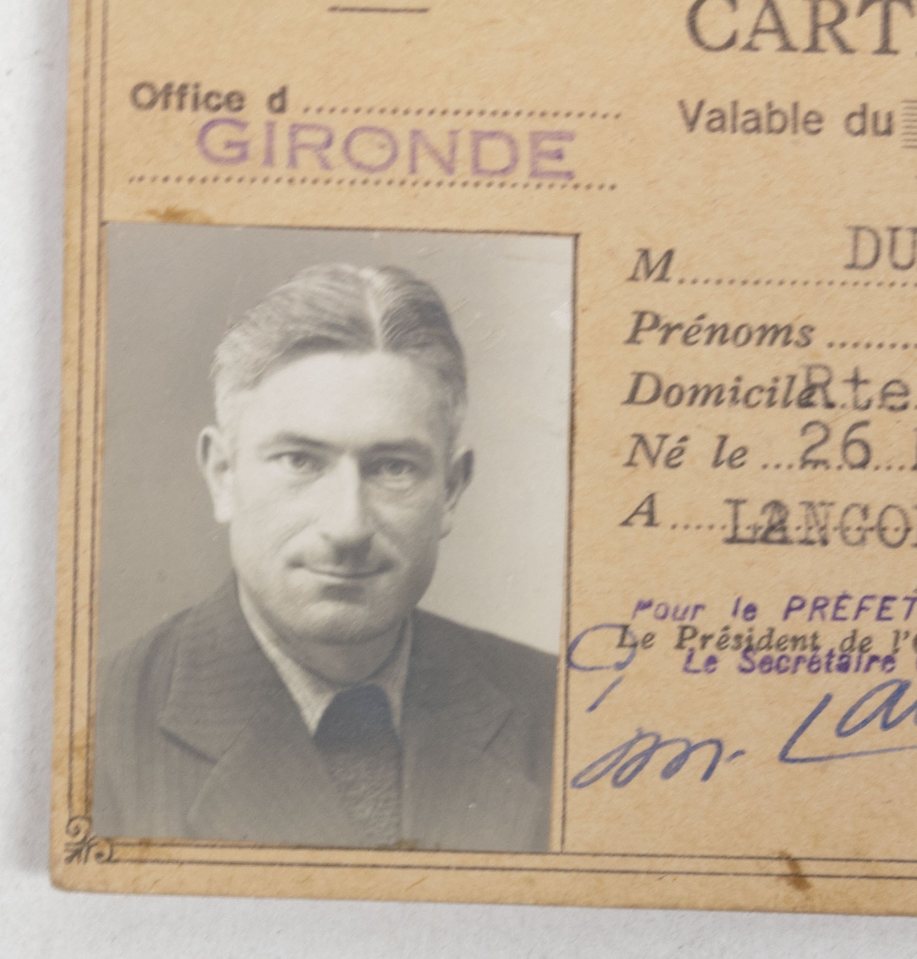 French WWI Veteran grouping with German WWII Vorläufiger Fremdenpass + medals + citations — image 10