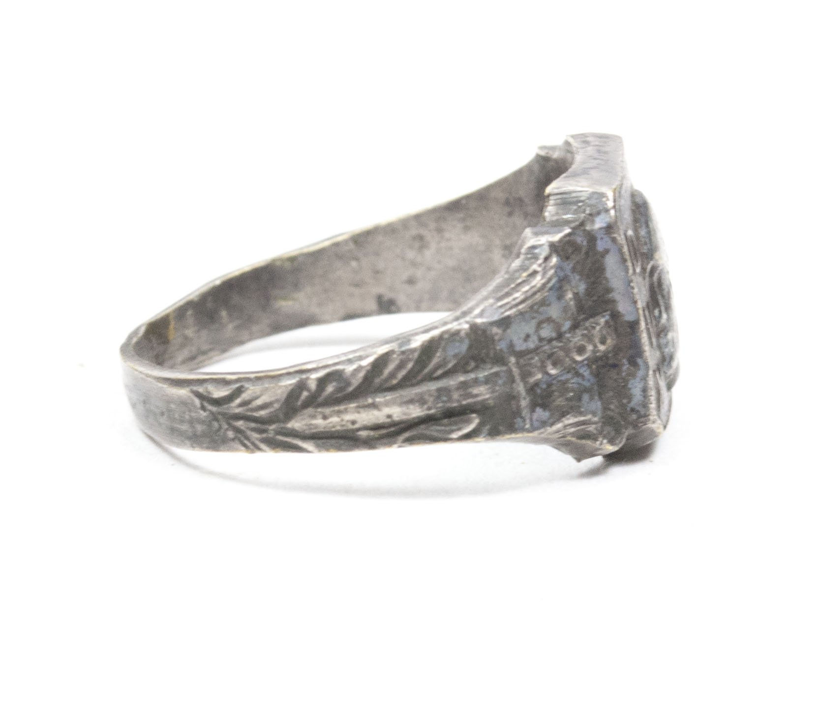 (Italy) Patriotic souvenir ring with image of Mussolini — image 6