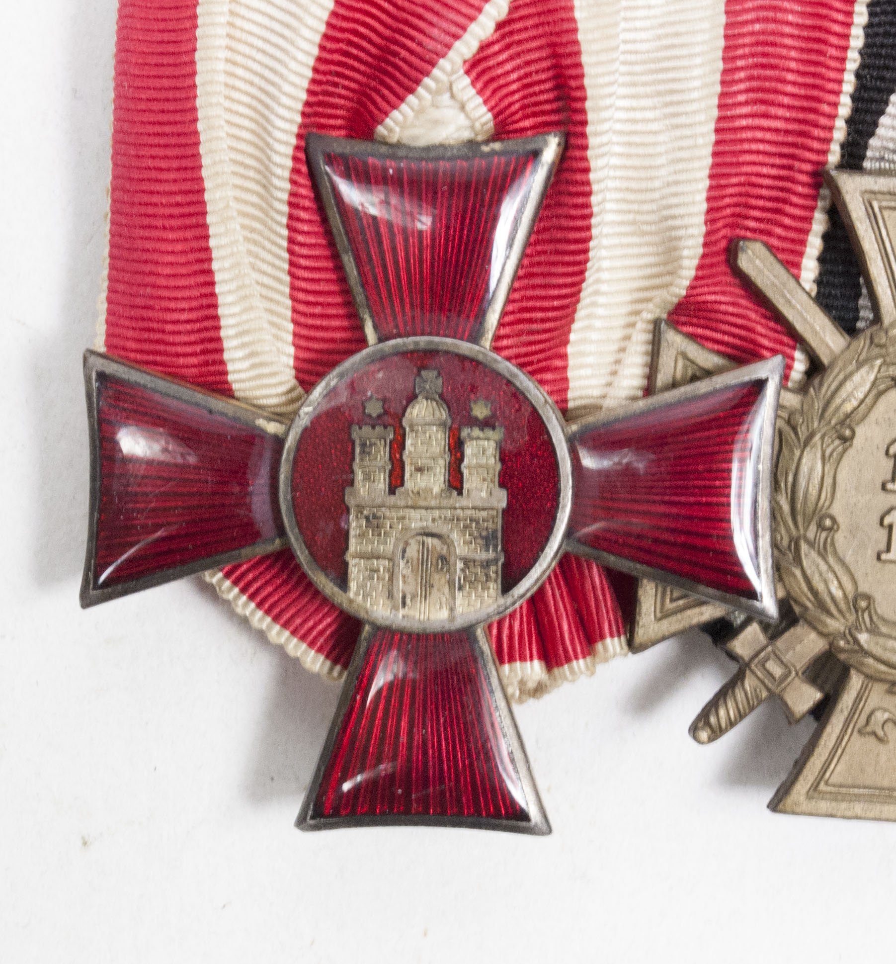 WWII German medalbar with Hanseatenkreuz Hamburg + Frontkämpfer Kreuz + Wehrmacht Dienstauszeichnung (With makerstag Grabow & Matthes Kiel) — image 4