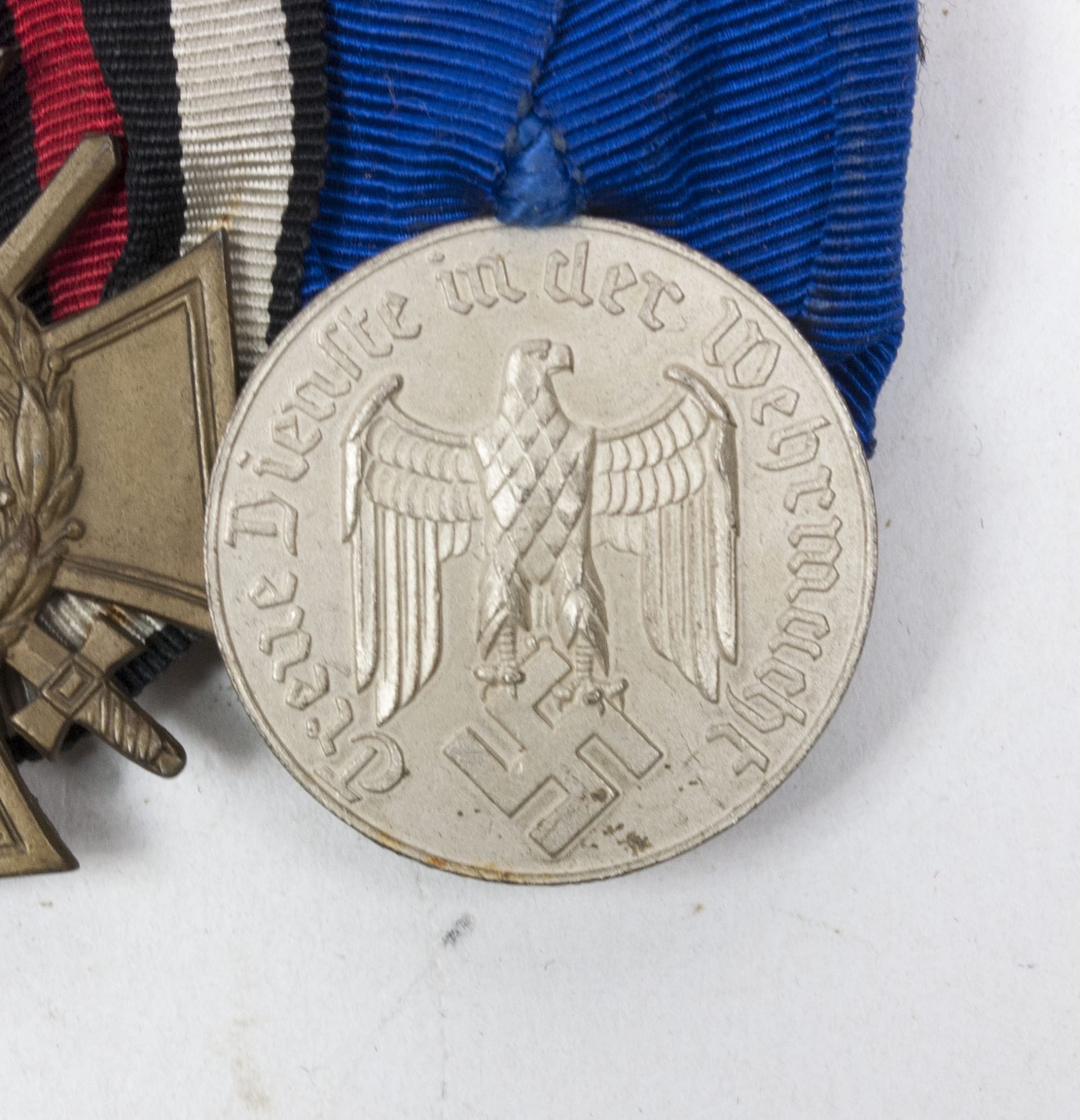 WWII German medalbar with Hanseatenkreuz Hamburg + Frontkämpfer Kreuz + Wehrmacht Dienstauszeichnung (With makerstag Grabow & Matthes Kiel) — image 6