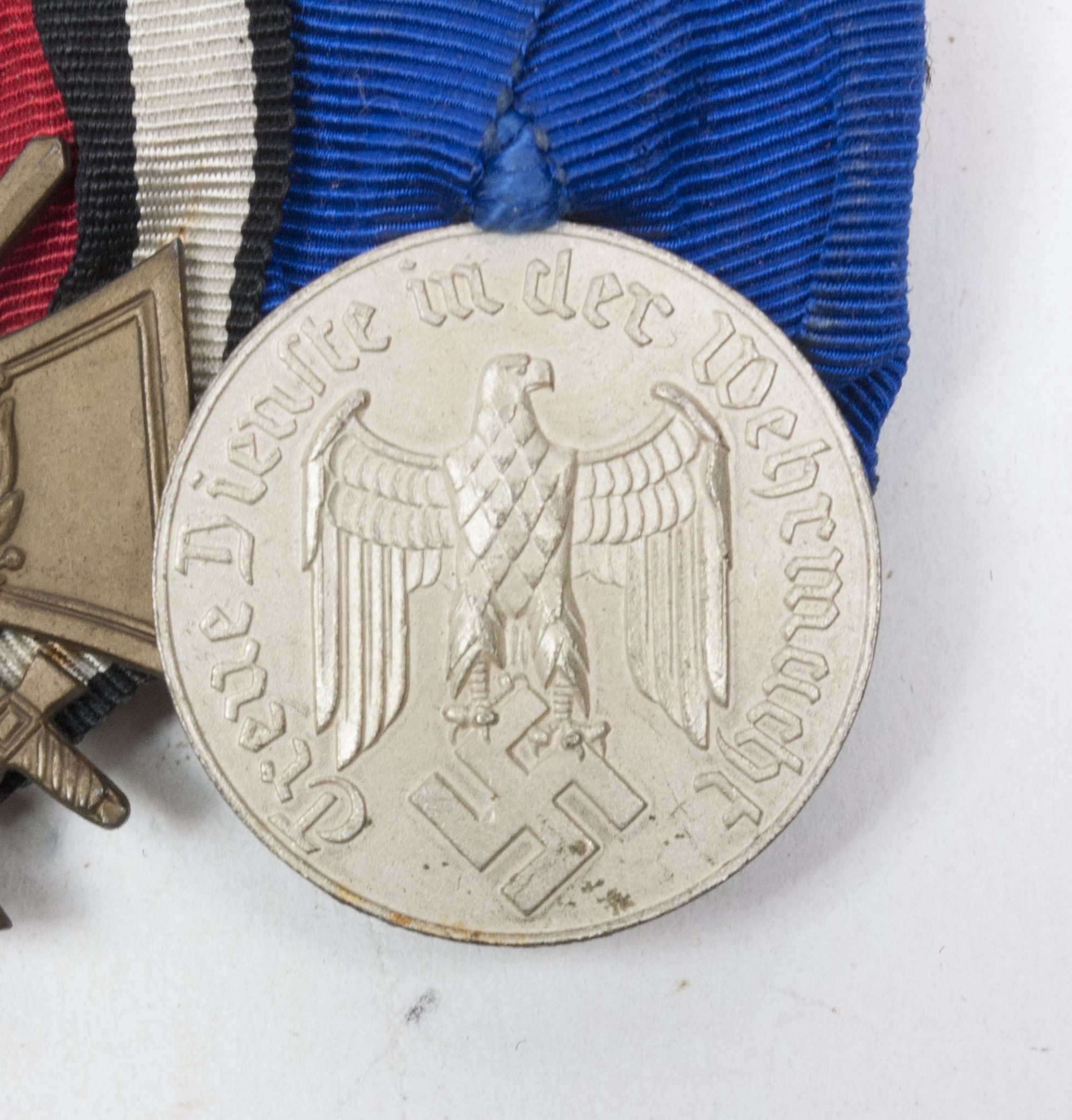 WWII German medalbar with Hanseatenkreuz Hamburg + Frontkämpfer Kreuz + Wehrmacht Dienstauszeichnung (With makerstag Grabow & Matthes Kiel) — image 8