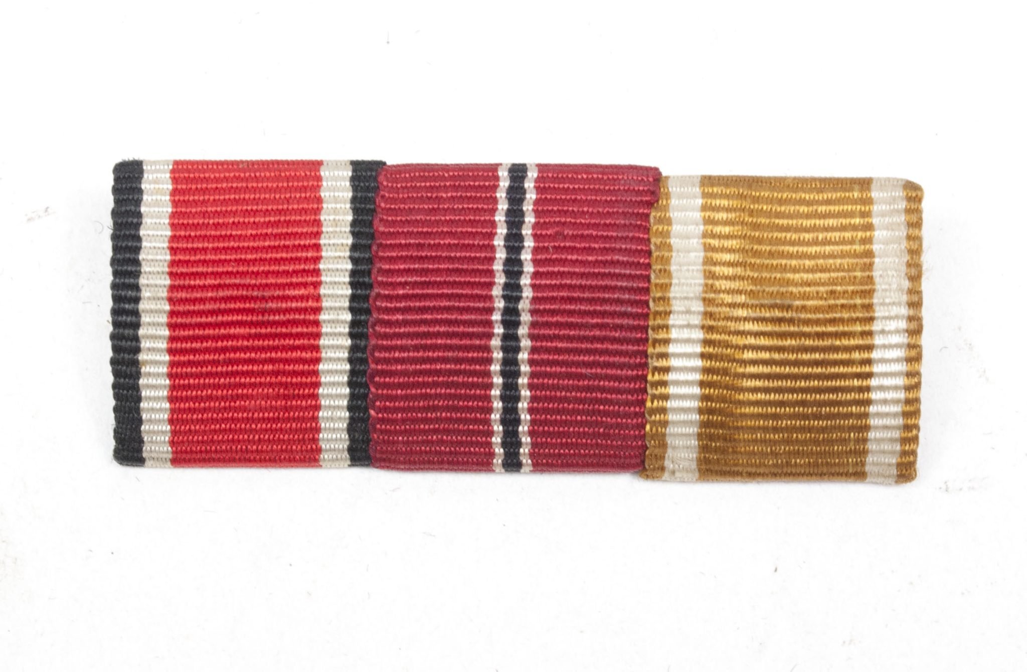 Luftwaffe ribbon with EK2, Ostmedaille + westwallmedaille — image 3