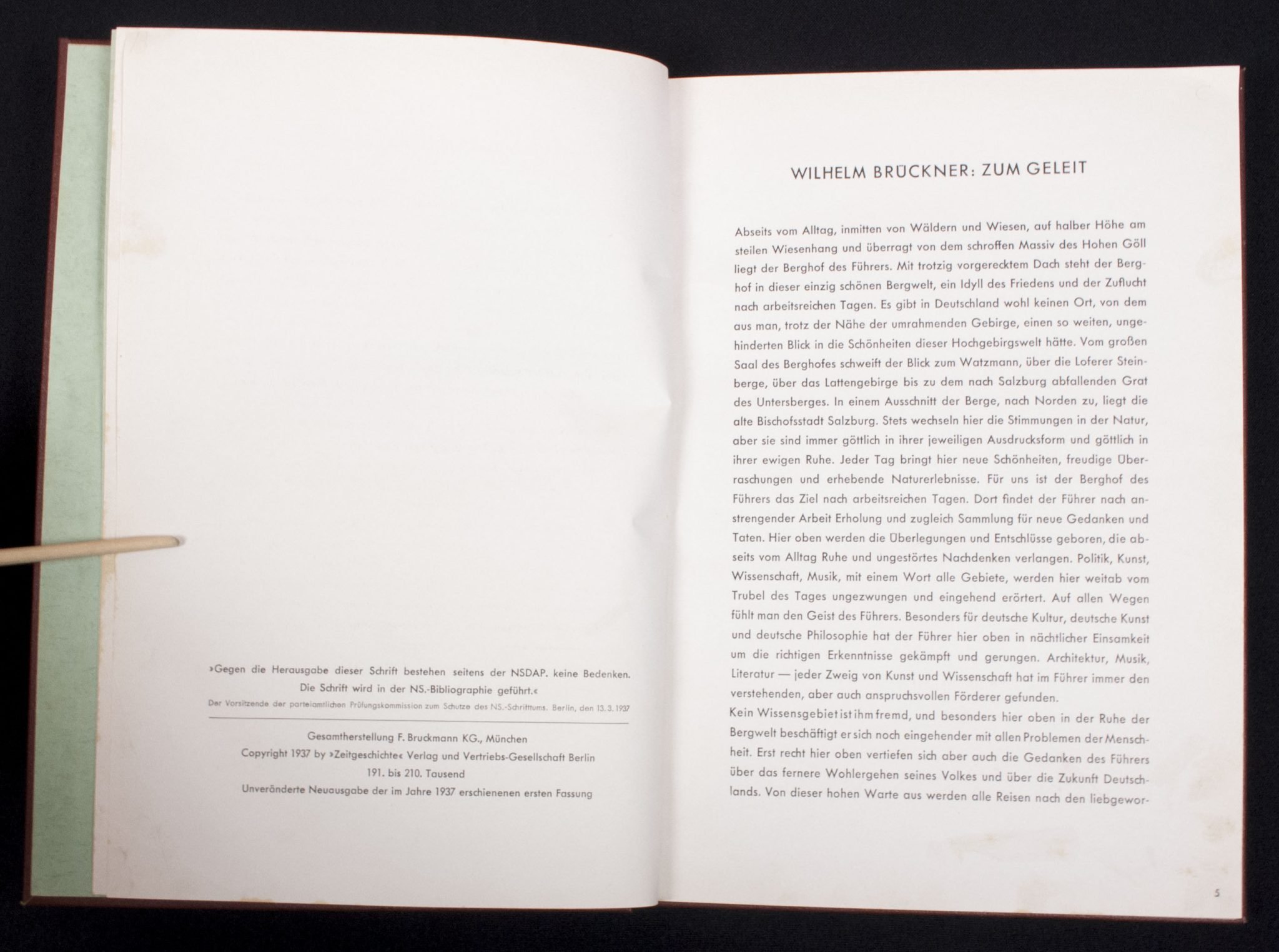 (Book) Hitler Abseits vom Alltag (Hoffmann book) (1937) — image 4