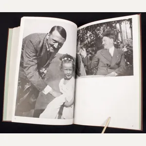 (Book) Hitler Abseits vom Alltag (Hoffmann book) (1937)