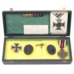 WWI named German veteran medal group in case with EK1, …