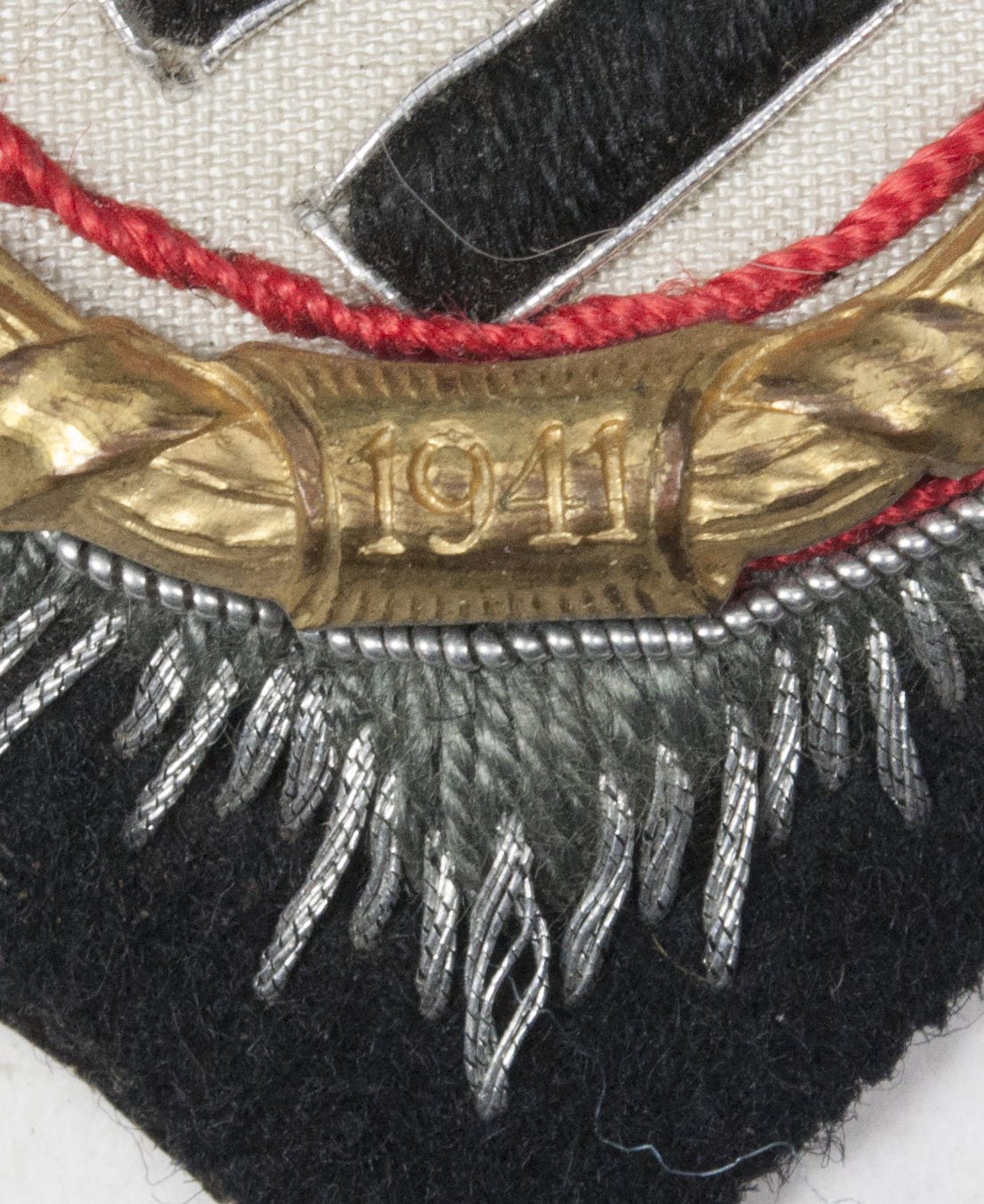 Deutsches Kreuz in gold (DKIG) im Stoff in Panzerausführung / German Cross in gold on Panzercloth with maker stamp – Extremely rare — image 6