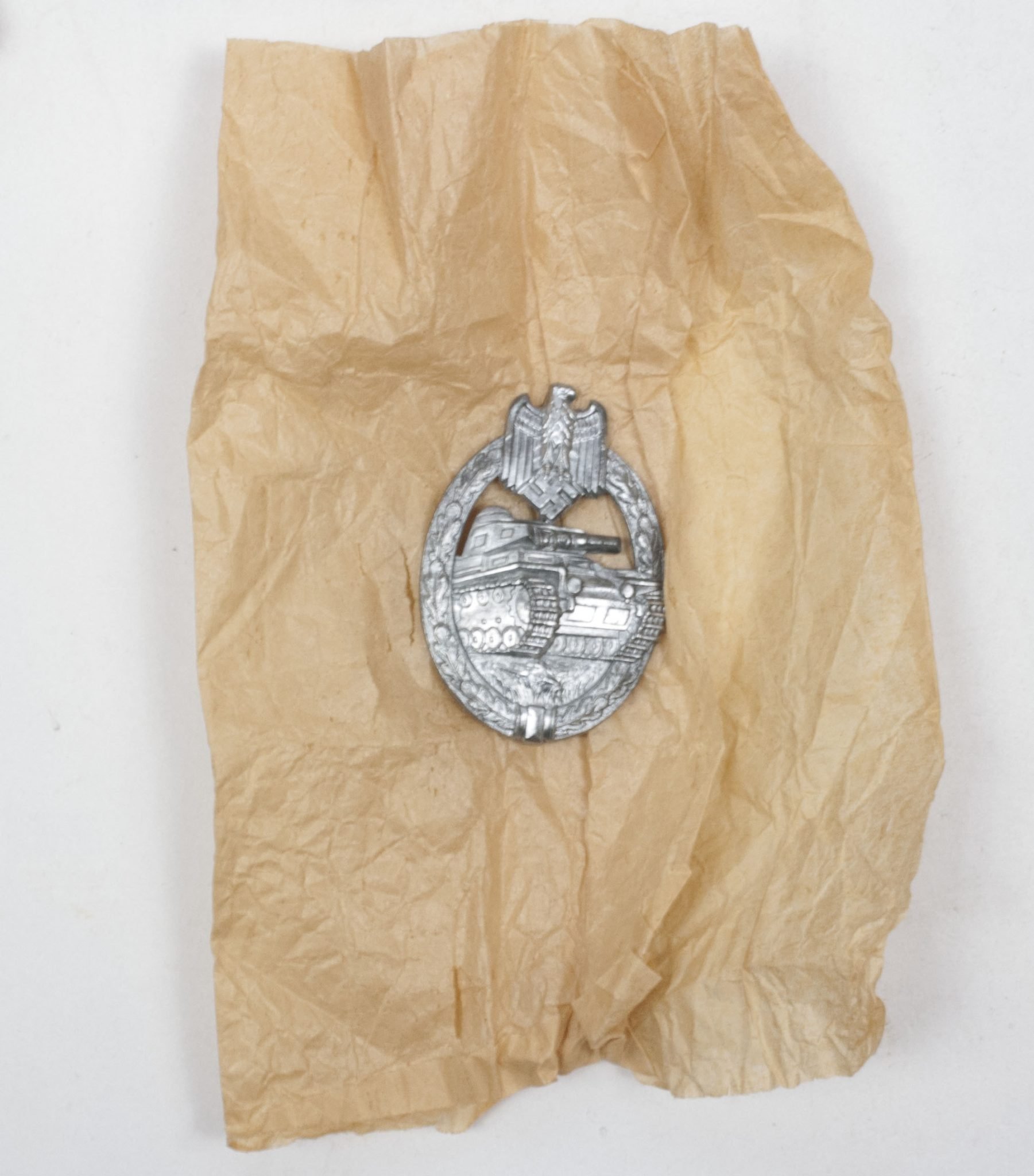 Panzerkampfabzeichen (PKA) / Panzer Assault Badge (PAB) by Hermann Aurich – MINTY AND BOXED! — image 11