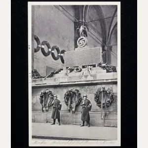 (Postcard) München, Mahnmal für die Gefallenen des 9. November 1923 …