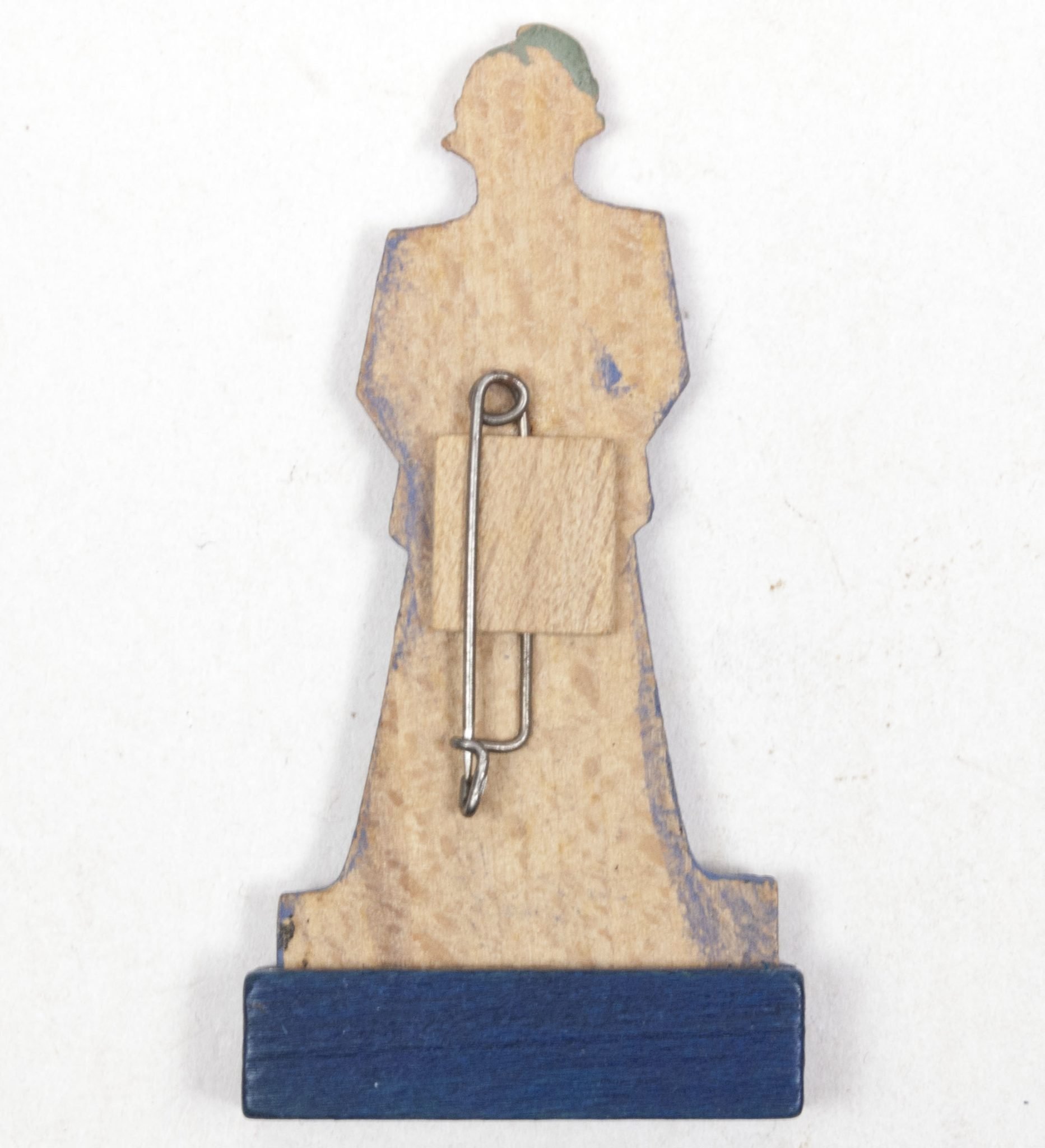 Reichsluftschutzbund (RLB) Luftschutz tut Not badge – Very rare — image 2