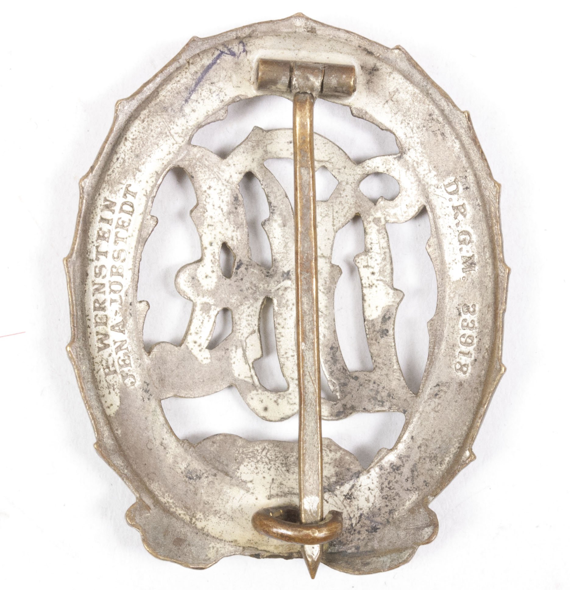 Deutsches Reichsabzeichen für Leibesübungen in silver (DRA) (maker Wernstein) — image 2