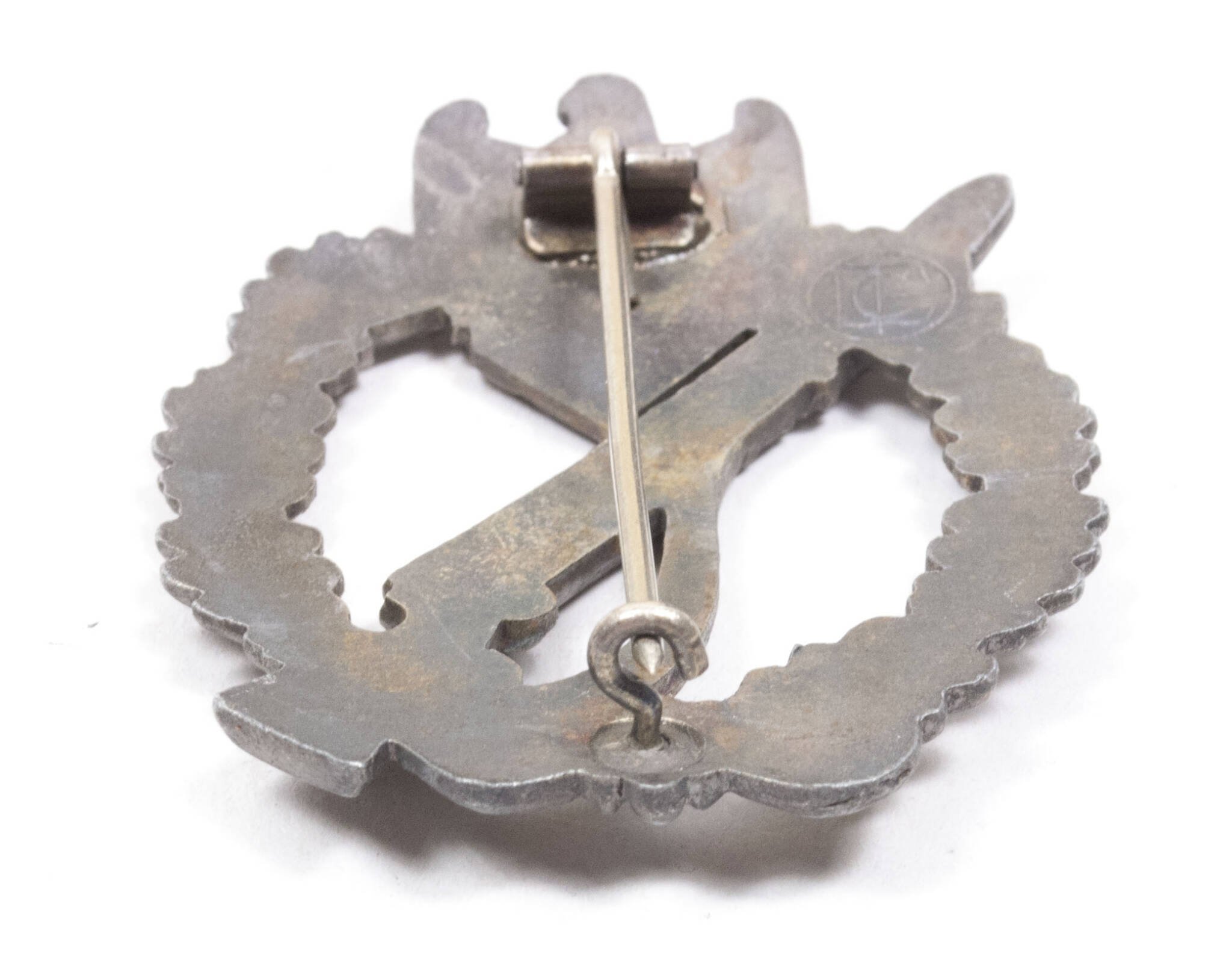 Infanterie Sturmabzeichen (ISA) / Infantry Assault Badge (IAB) (maker Dr. Franke & Co.K.G) — image 3