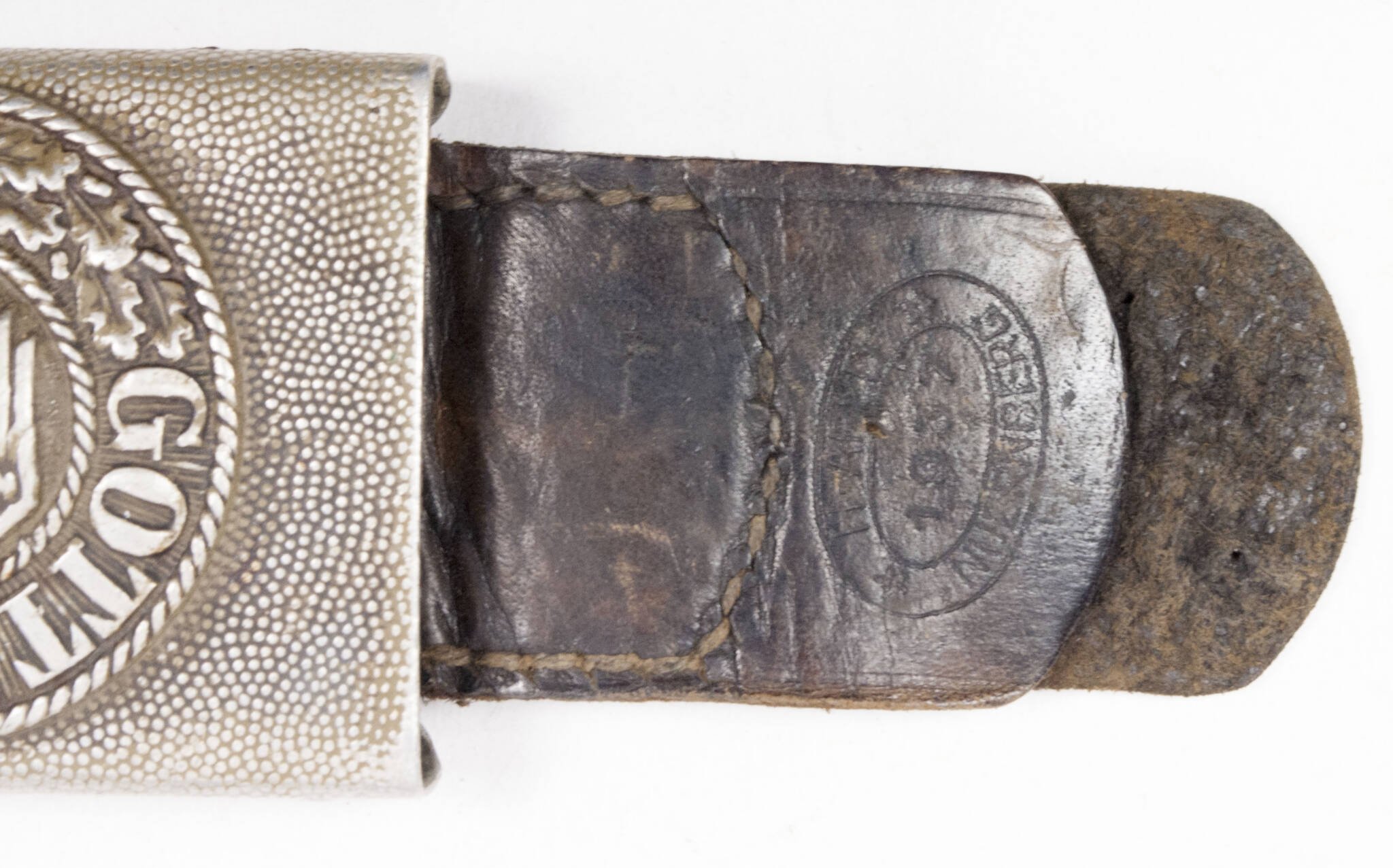 Wehrmacht (Heer) tabbed buckle (Maker H. Arld Nuernberg 1937) — image 6