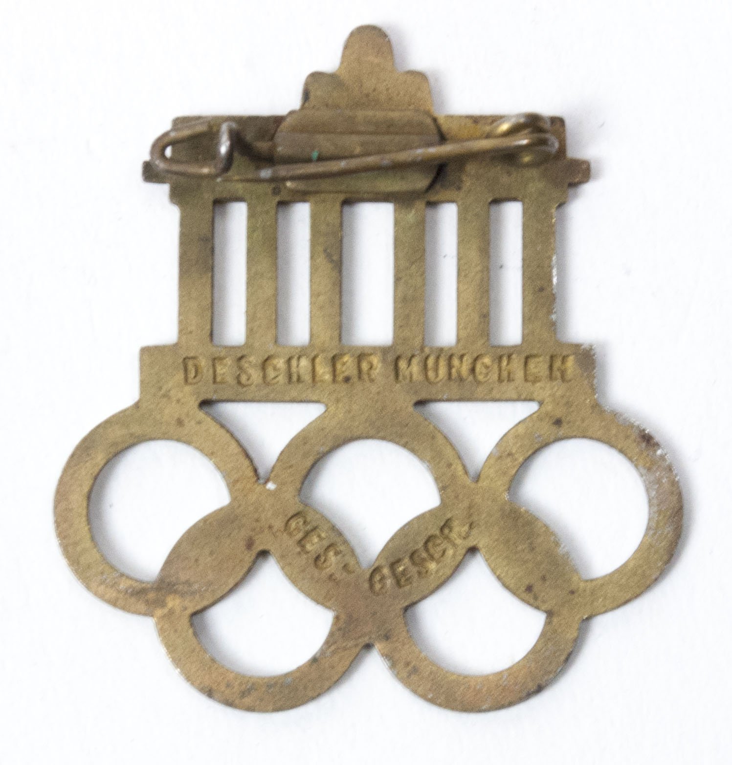 Olympic Games 1936 Berlin commemorative badge — image 4