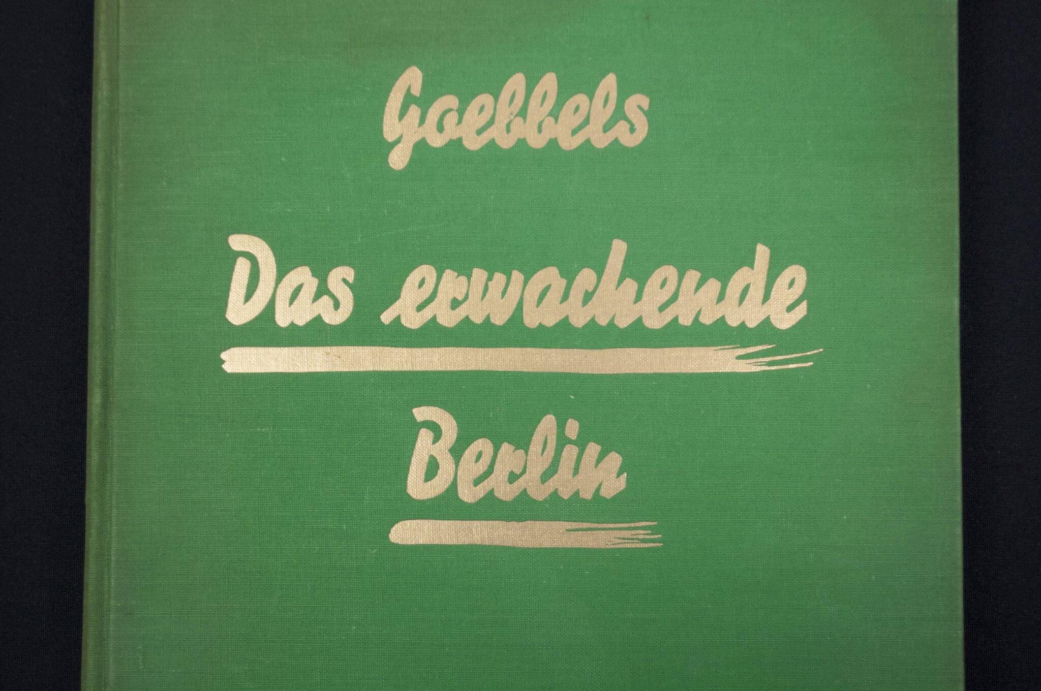 (Book) Joseph Goebbels – Das Erwachende Berlin (1934) — image 2