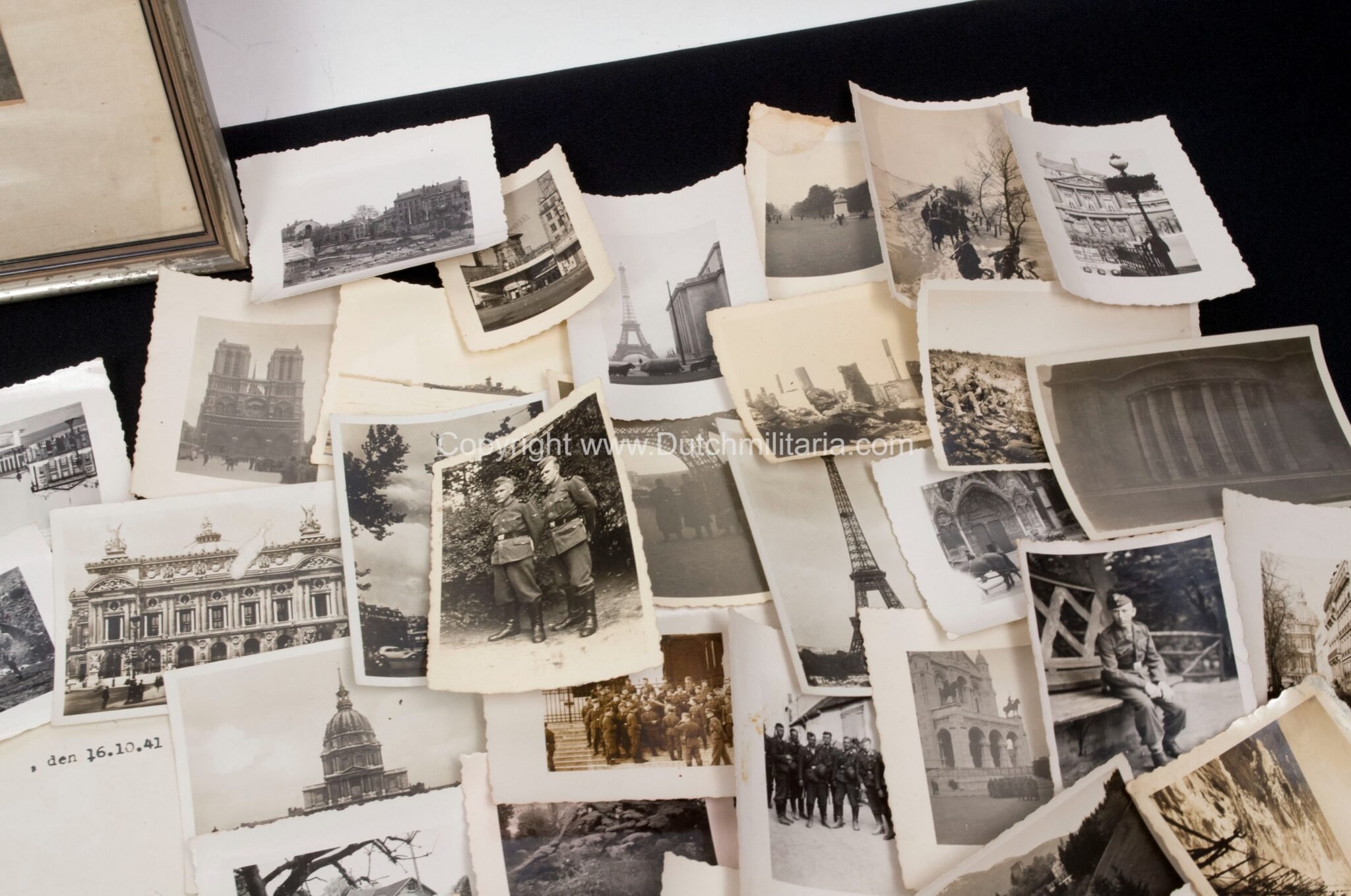 (Grouping) 4./SS-Pol. I.R.3 large portrait, Bescheinigung + 180 photo's + Polizei Mützenabzeichen (1941) — image 22